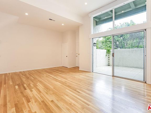 5th image of 4840 McConnell Ave
