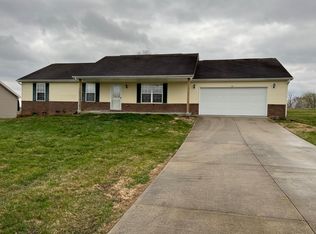 55 Sharon Acres Dr, Nancy, KY 42544