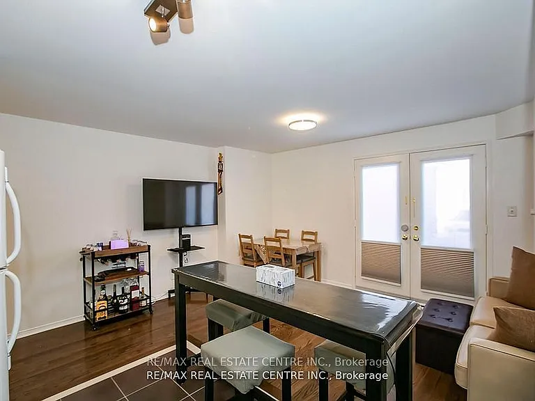 3985 Eglinton Ave W #8 — Photo 10