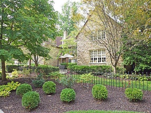 2nd image of 12 Denny Pl