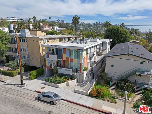 2000 N Beachwood Dr, Los Angeles, CA 90068