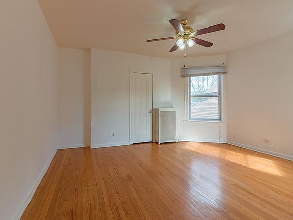4th image of 6148 N Talman Ave