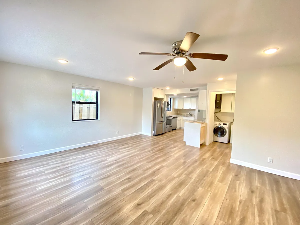 Building Photo - 324 Ocean Breeze #2