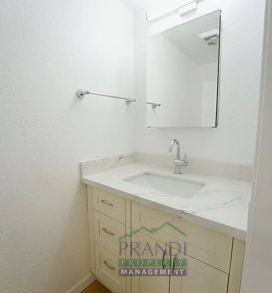 100 Marin Center Dr #64 — Photo 12