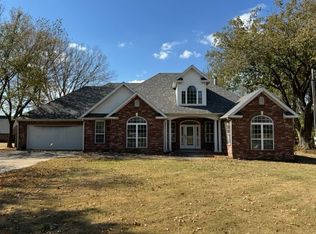 2262 N 40th St, Springdale, AR 72762