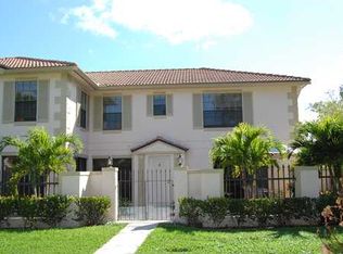 388 Prestwick Cir APT 3, Palm Beach Gardens, FL 33418