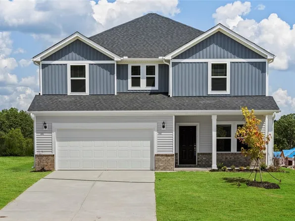 499 Harben Dr, Woodruff, SC 29388