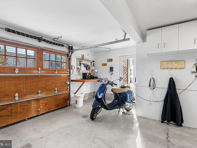 41 N Atlantic Ave — Photo 50