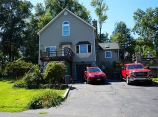 27 Spruce St, Lake Peekskill, NY 10537