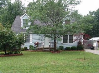 5447 Burgess Dr, Sylvania, OH 43560