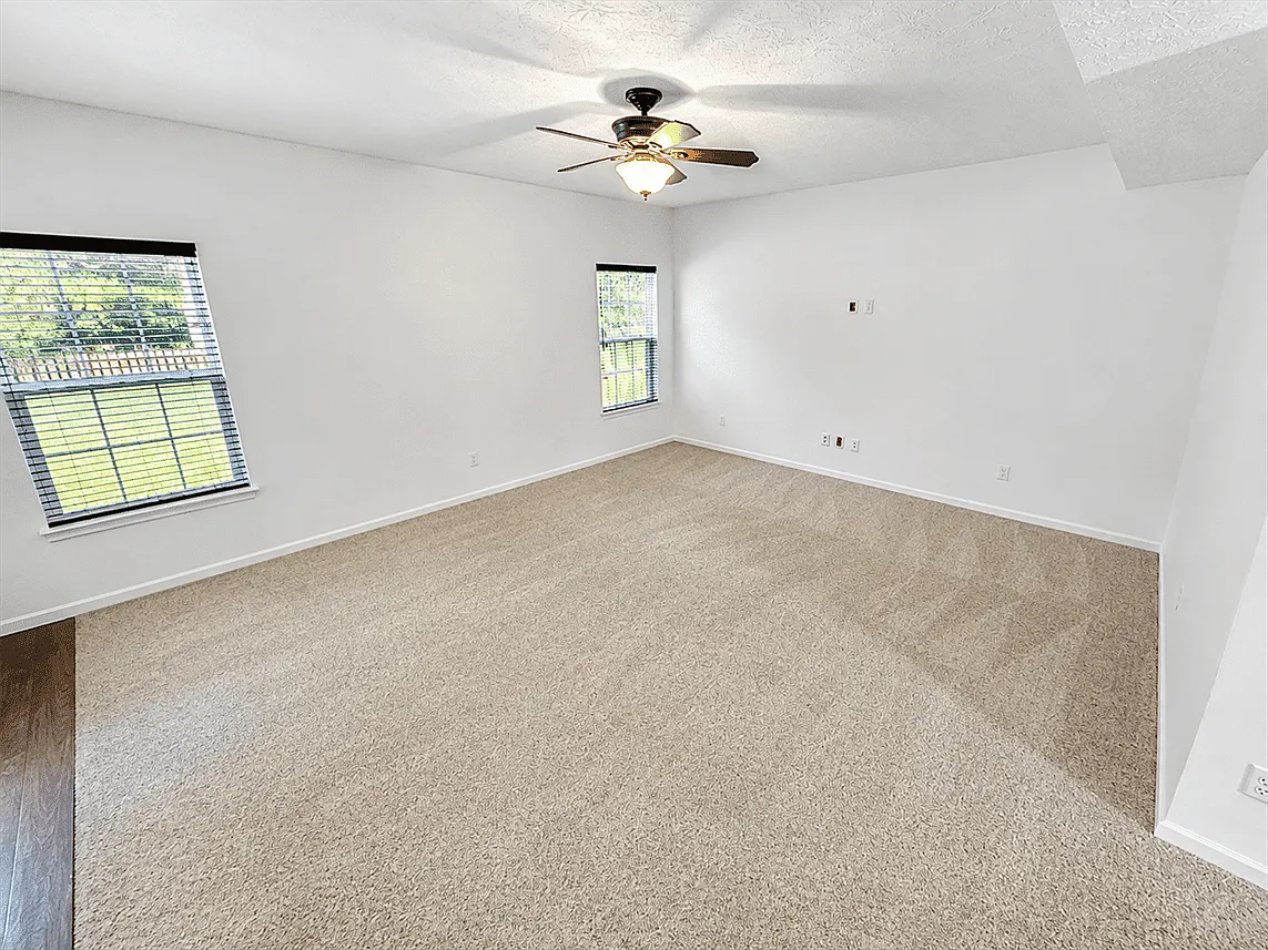 4 bed, 3.5 bath, 2964 sqft, $3,200 — Photo 4