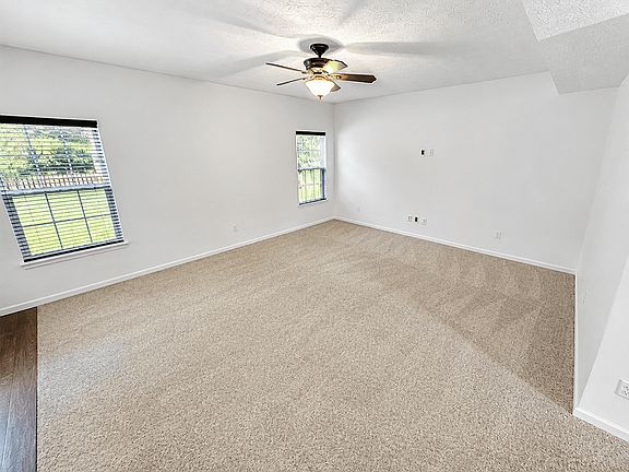 4th image of 2849 Ridge View Ct