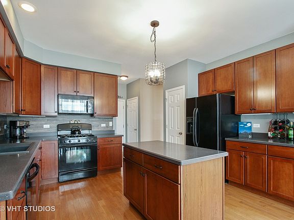 3rd image of 2901 Strauss Ct