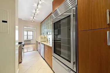 Rented by Nest Seekers International