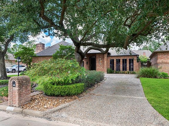 2nd image of 5114 Olympia Fields Ln