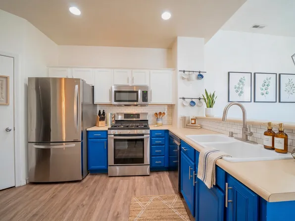 986 N Shetland Ln W, Farmington, UT 84025