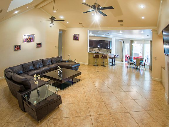 5th image of 2109 Deeanna Ln