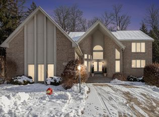 28909 Hidden Trl, Farmington Hills, MI 48331