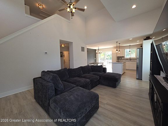 4th image of 1540 Thimbleberry Ln Unit 7