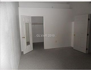 4th image of 520 Arrowhead Trl Unit 324
