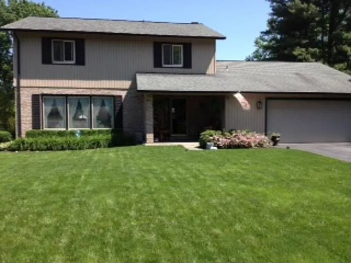 3739 Daryl Dr photo 1
