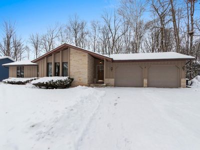 1444 Hazelwood DRIVE, Manitowoc, WI, 54220