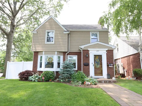 177 Herman Boulevard, Franklin Square, NY 11010