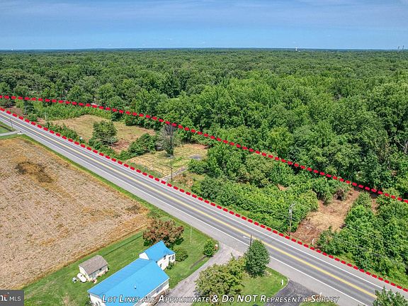 4th image of 6147 Summit Bridge Rd