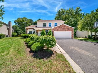 1384 Marble Hill Dr, Lake Zurich, IL 60047