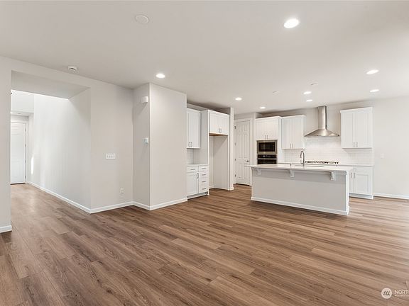 4th image of 20608 97th Avenue E #13