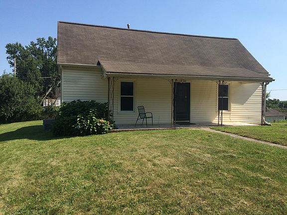2nd image of 326 NE Hiawassee Ave