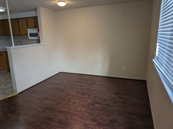 WA East McLoughlin Apts, 716 E McLoughlin Blvd APT 3, Vancouver, WA 98663