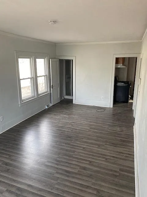 1718 Freedom St — Photo 3