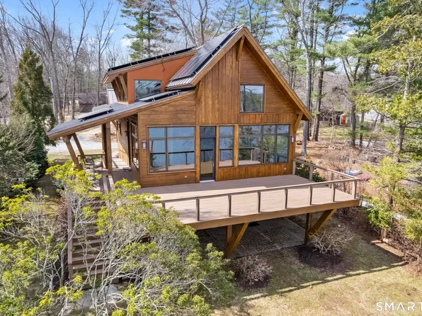 152 Lakeside Drive, Lebanon, CT 06249