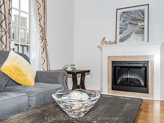 3rd image of 41 Lord Durham Rd
