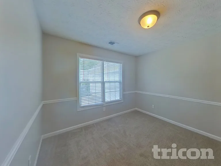1014 Bay Ridge Dr — Photo 5