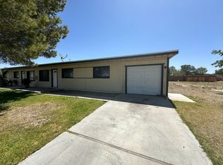 440 Palm Dr, Ridgecrest, CA 93555
