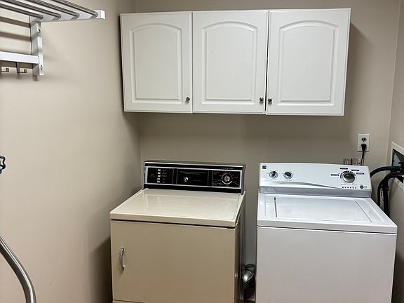 2nd image of 173 Piano Dr