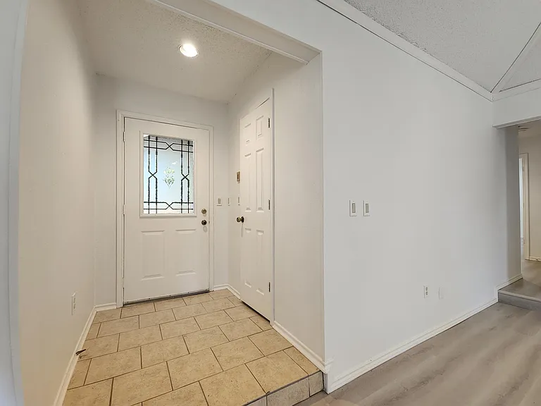 7397 FM 1377 — Photo 5
