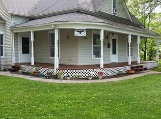 322 E Sims St, Centralia, MO 65240