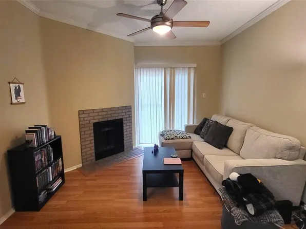 114 E 31st St APT 201, Austin, TX 78705