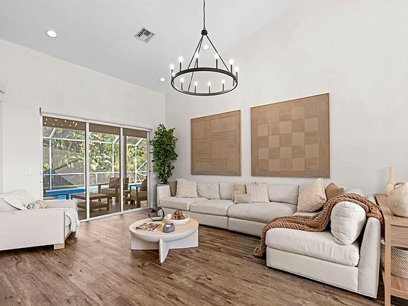 4th image of 9061 Cypress Hollow Drive