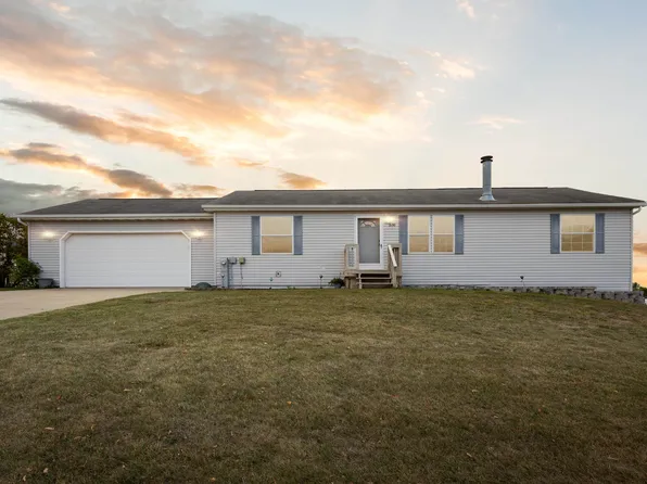 2190 Bufflehead Ln, Green Bay, WI 54311
