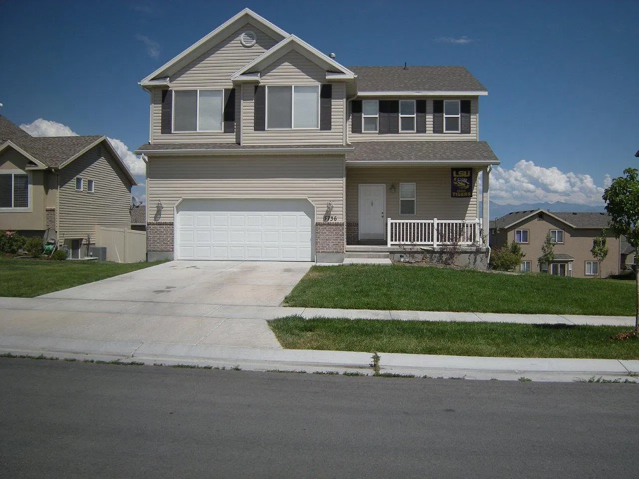 Massive Eagle Mountain Home — Photo 2