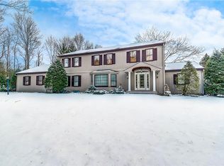 5115 Bridle Path Rd, Fayetteville, NY 13066