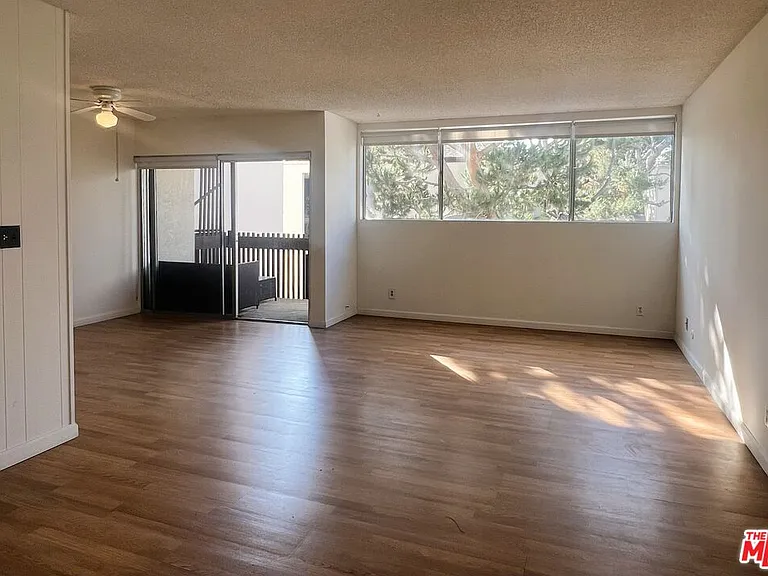 6000 Canterbury Dr #6000D212 — Photo 26