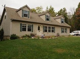 257 Log Cabin Ln, Harmony, PA 16037