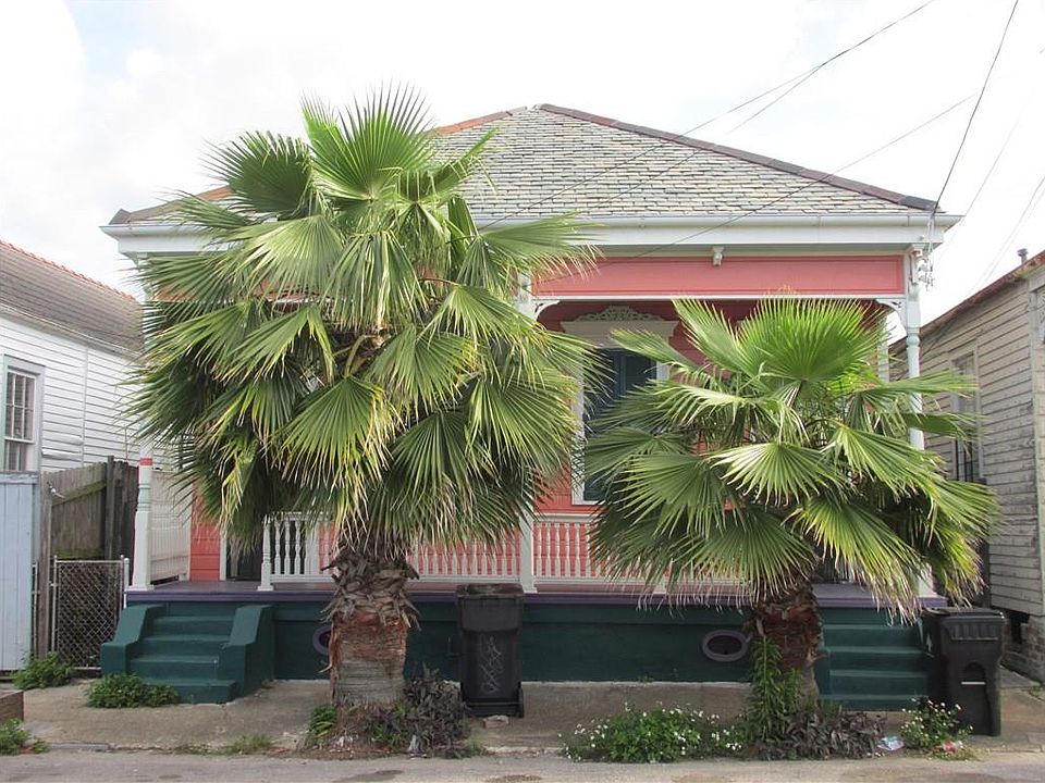 1st image of 2613-15 Burgundy St