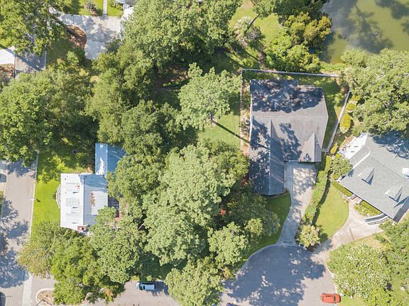 5th image of 2503 Brighton Ln