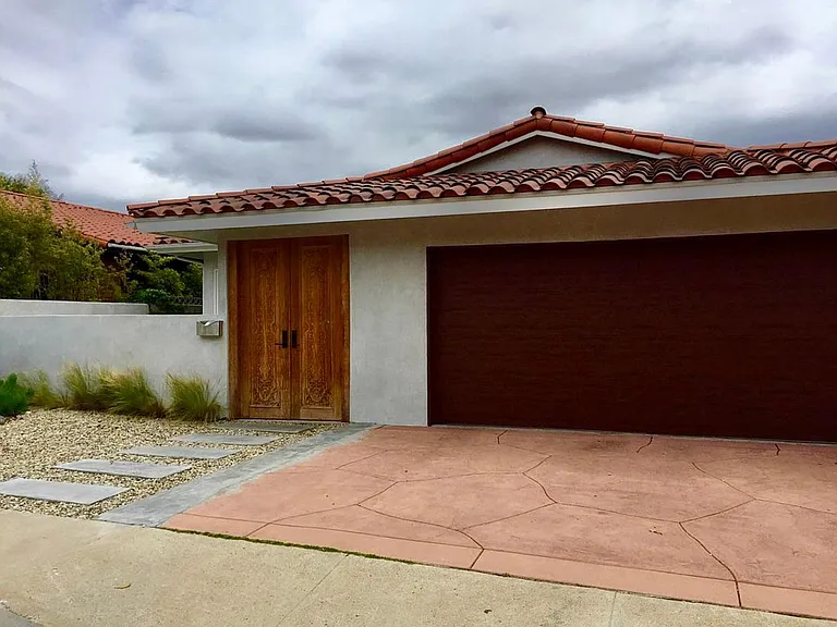 1530 Marine Ave — Photo 37